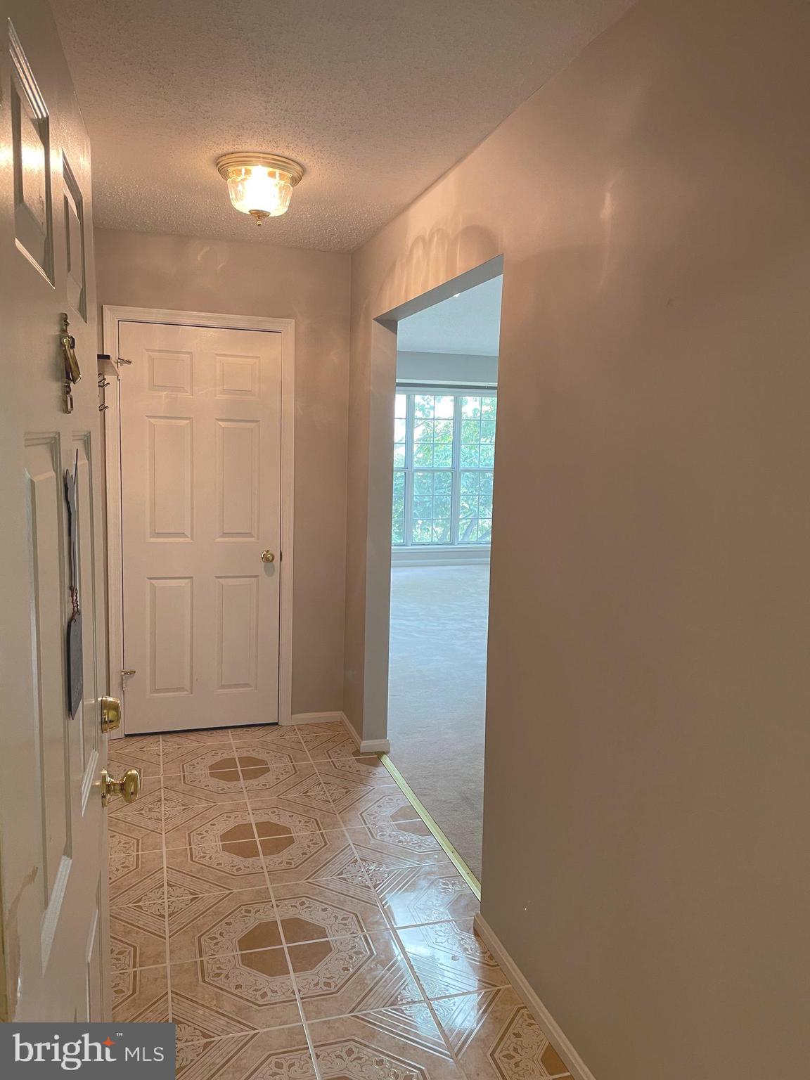 115 Fort Evans Road Southeast, Unit F Leesburg, VA 20175 - Photo 5 of 30 Entry