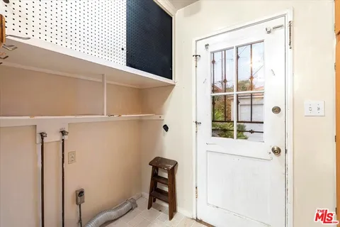 $1,228,000 | 5343 Janisann Avenue, Culver City, CA 90230