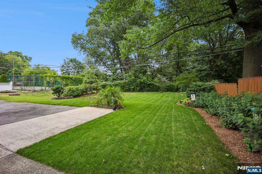 23 Andover Place Bloomfield, NJ 07003 - Photo 42 of 42