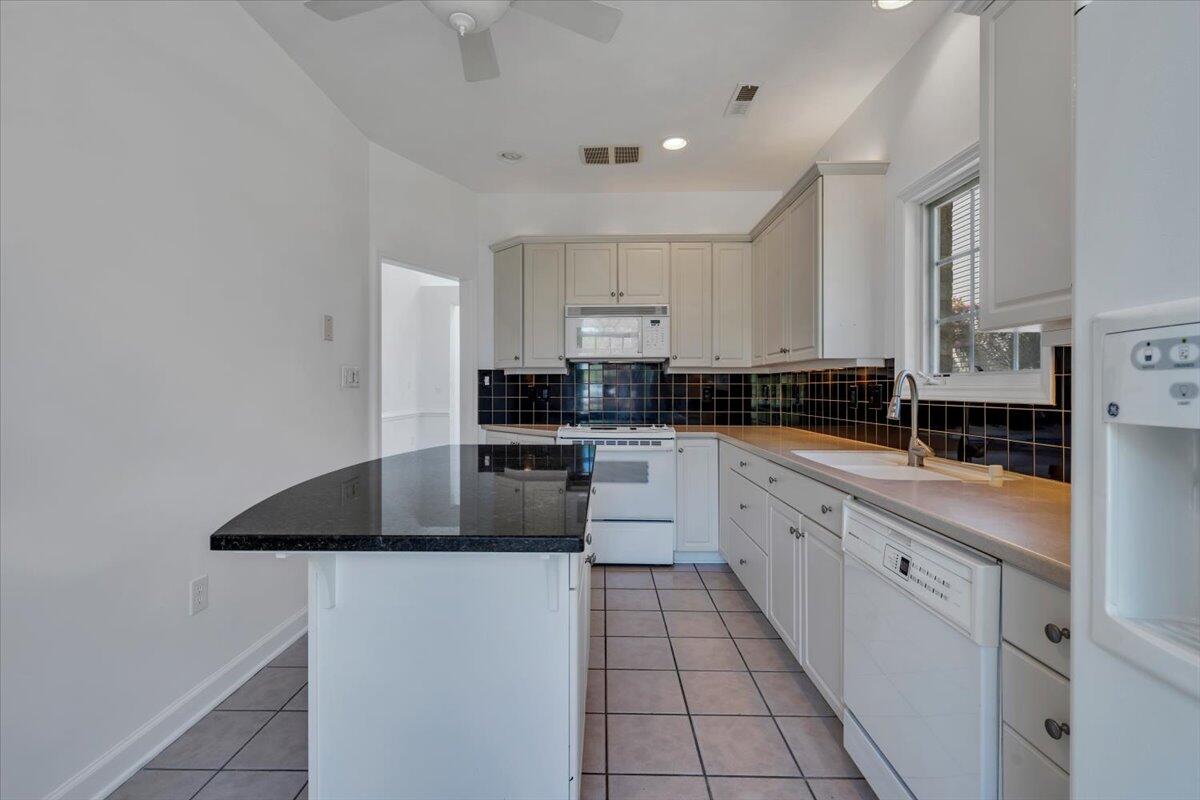 4822 Cave Spring Lane Roanoke, VA 24018 - Photo 11 of 41 11-MIB04001