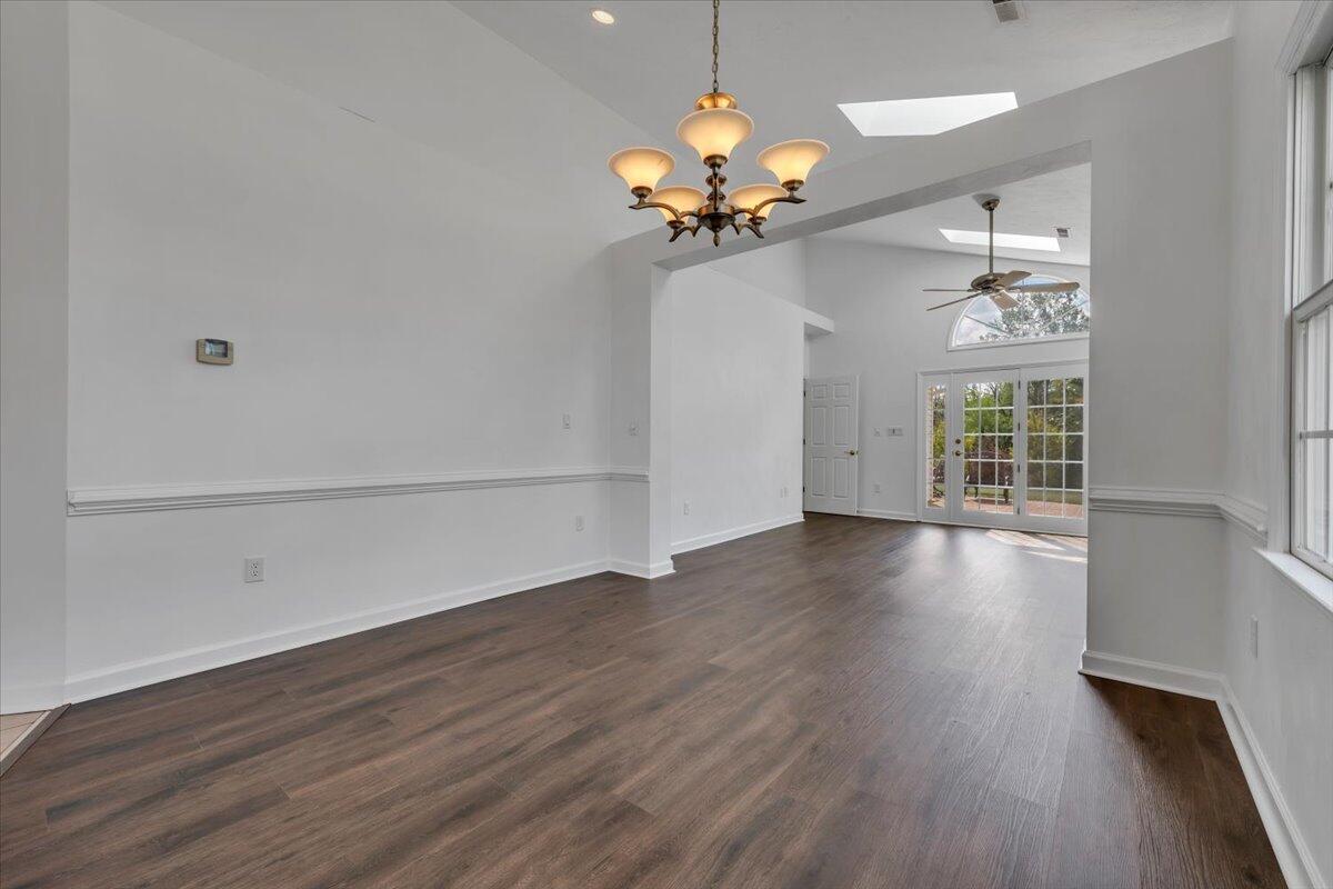 4822 Cave Spring Lane Roanoke, VA 24018 - Photo 15 of 41 15-MIB04022