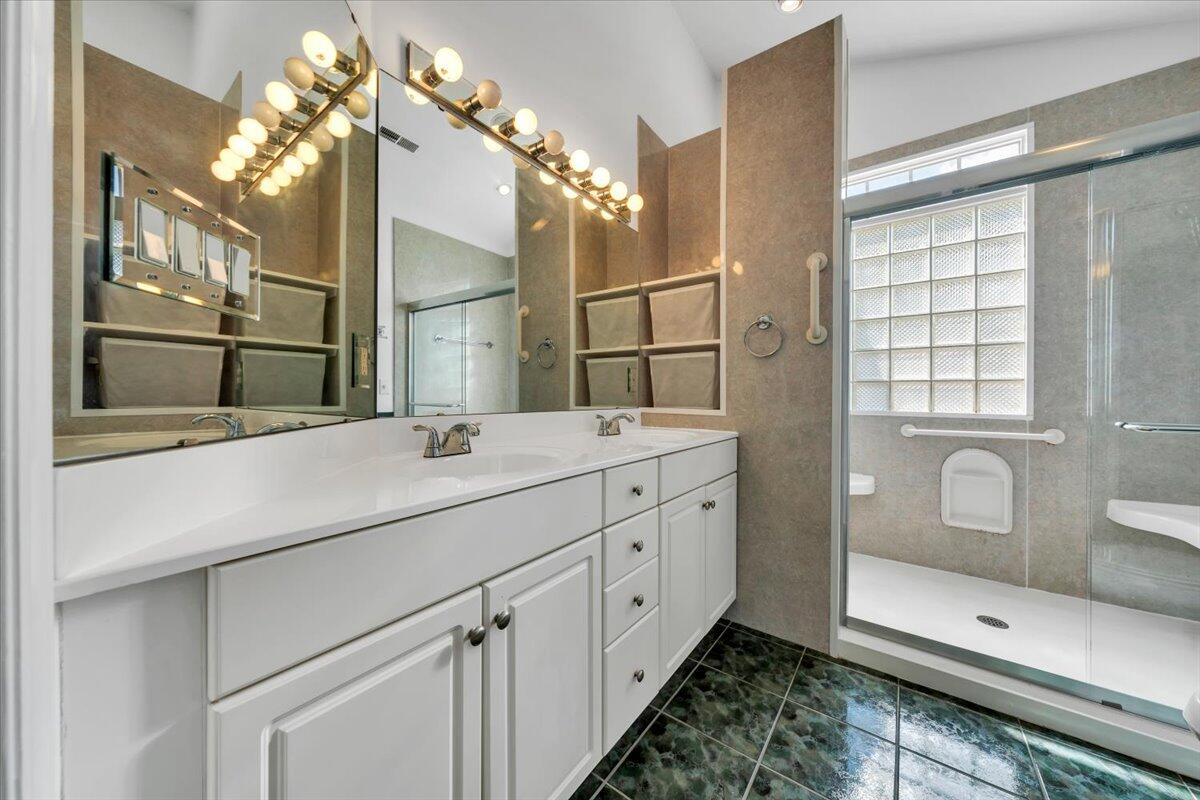 4822 Cave Spring Lane Roanoke, VA 24018 - Photo 24 of 41 26-MIB04061
