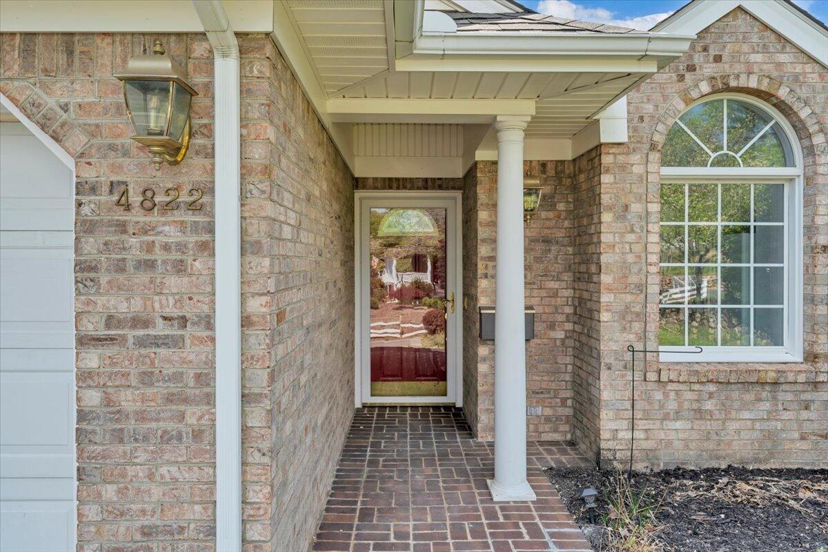 4822 Cave Spring Lane Roanoke, VA 24018 - Photo 4 of 41 03-MIB04127