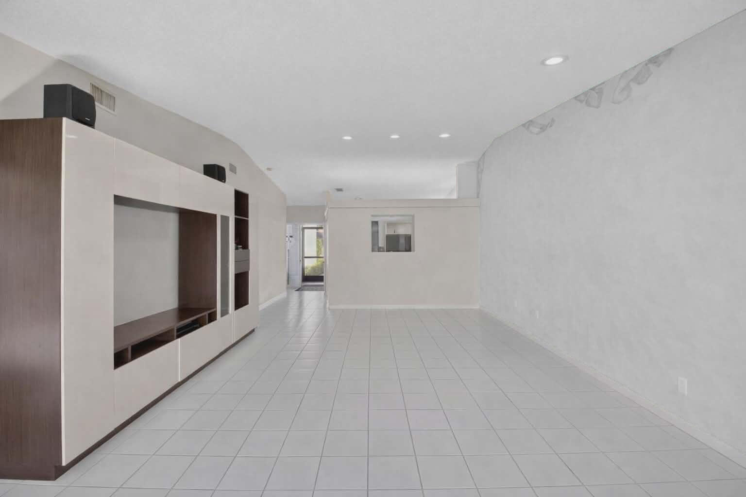 8146 Windgate Drive Boca Raton, FL 33496 - Photo 7 of 24 20260414002612237224000000-o