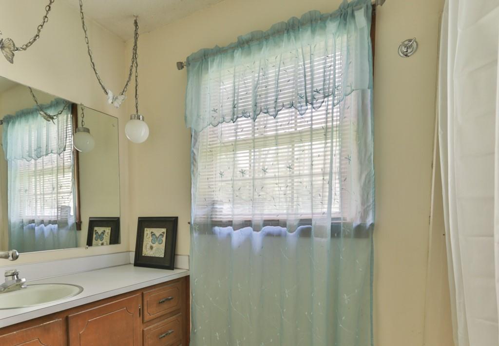 1170 Old Mountain Road Hiddenite, NC 28636 - Photo 12 of 18 Gallery Image 12