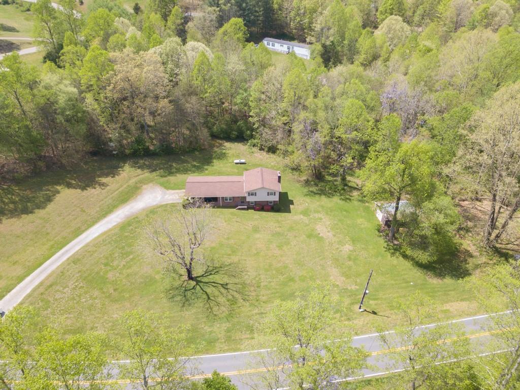 1170 Old Mountain Road Hiddenite, NC 28636 - Photo 18 of 18 Gallery Image 18