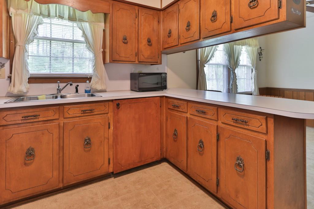 1170 Old Mountain Road Hiddenite, NC 28636 - Photo 7 of 18 Gallery Image 7