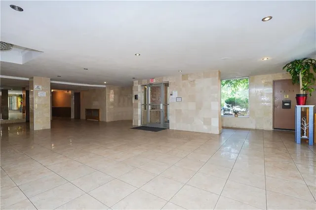 $284,999 | 2727 Ocean Parkway, Unit A14 | Brighton Beach