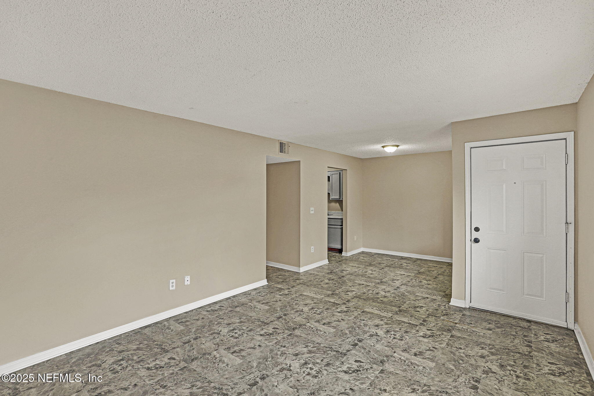 475 Crabapple Court, Unit A Orange Park, FL 32073 - Photo 4 of 12 6-web-or-mls-IMG_0209