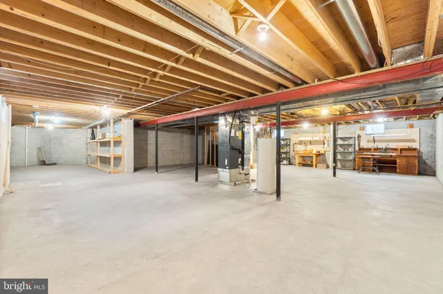 a view of a storage & utility room