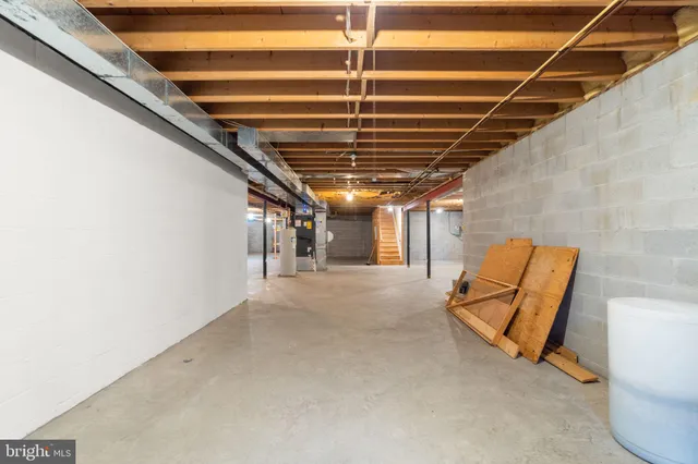 a view of a yard with trees