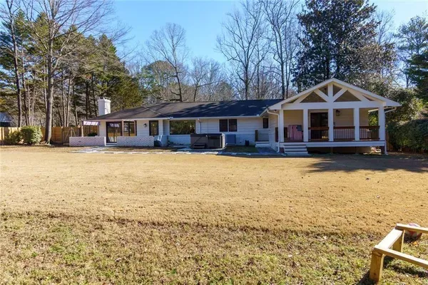 $4,500 | 7330 Hunters Branch Drive Northeast, Sandy Springs, GA 30328