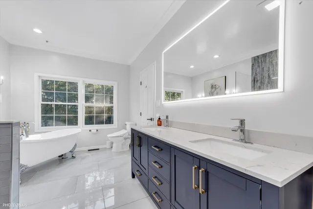 $1,198,000 | 15822 132nd Street, Lemont, IL 60439