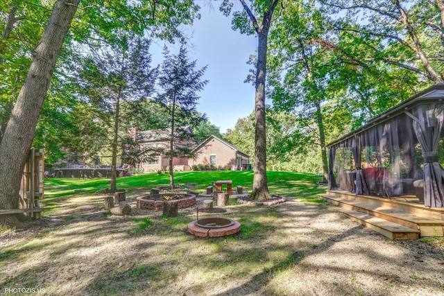 $1,198,000 | 15822 132nd Street, Lemont, IL 60439