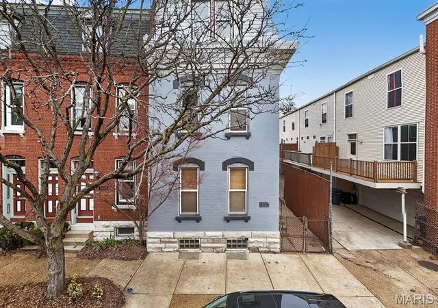 $275,000 | 1907 Lynch Street, St. Louis, MO 63118