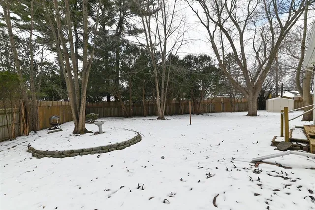 $425,000 | 2102 Manor Green Drive, Madison, WI 53711