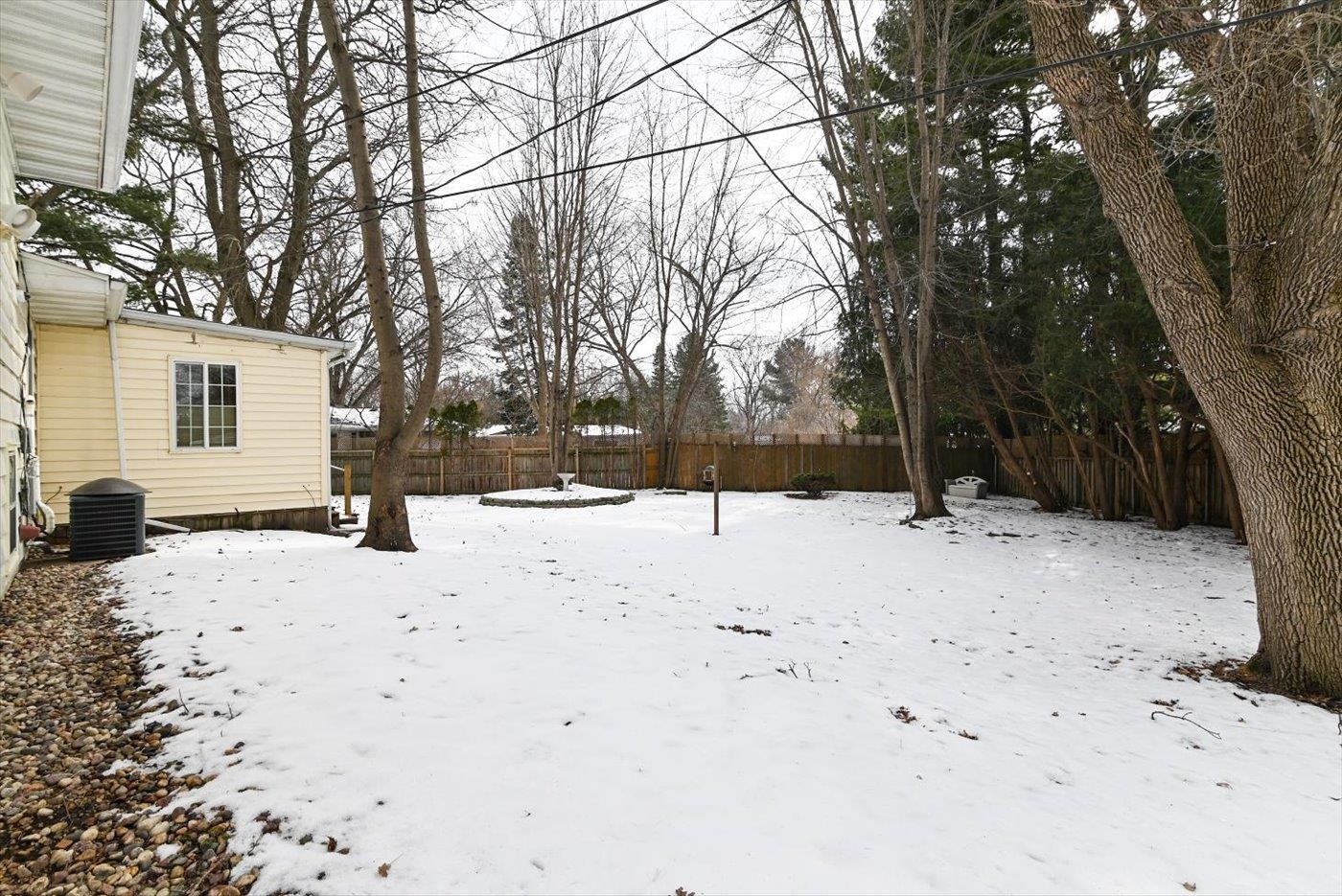 2102 Manor Green Drive Madison, WI 53711 - Photo 17 of 46