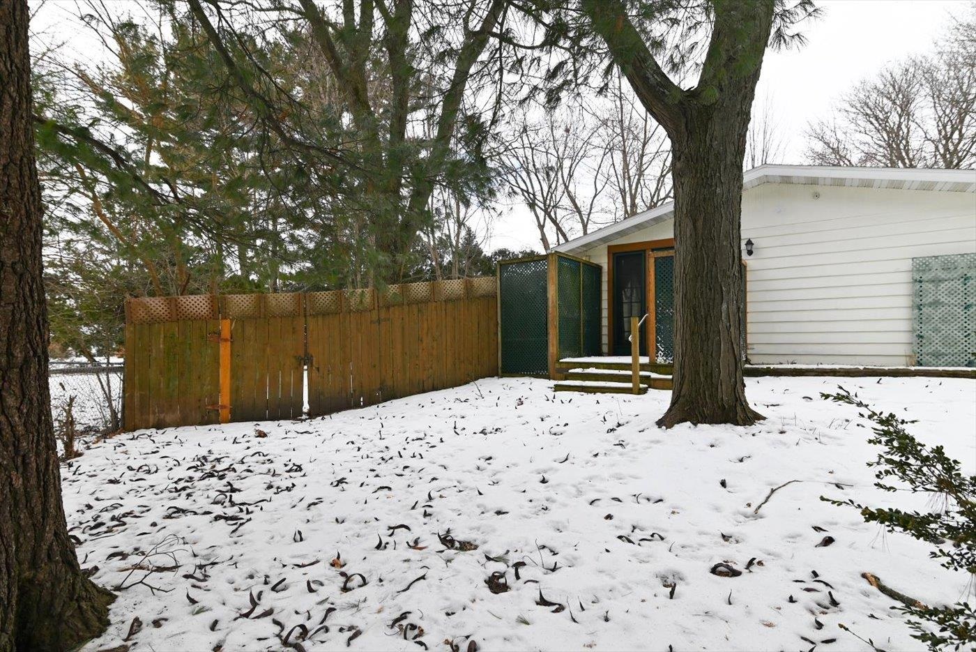 2102 Manor Green Drive Madison, WI 53711 - Photo 42 of 46