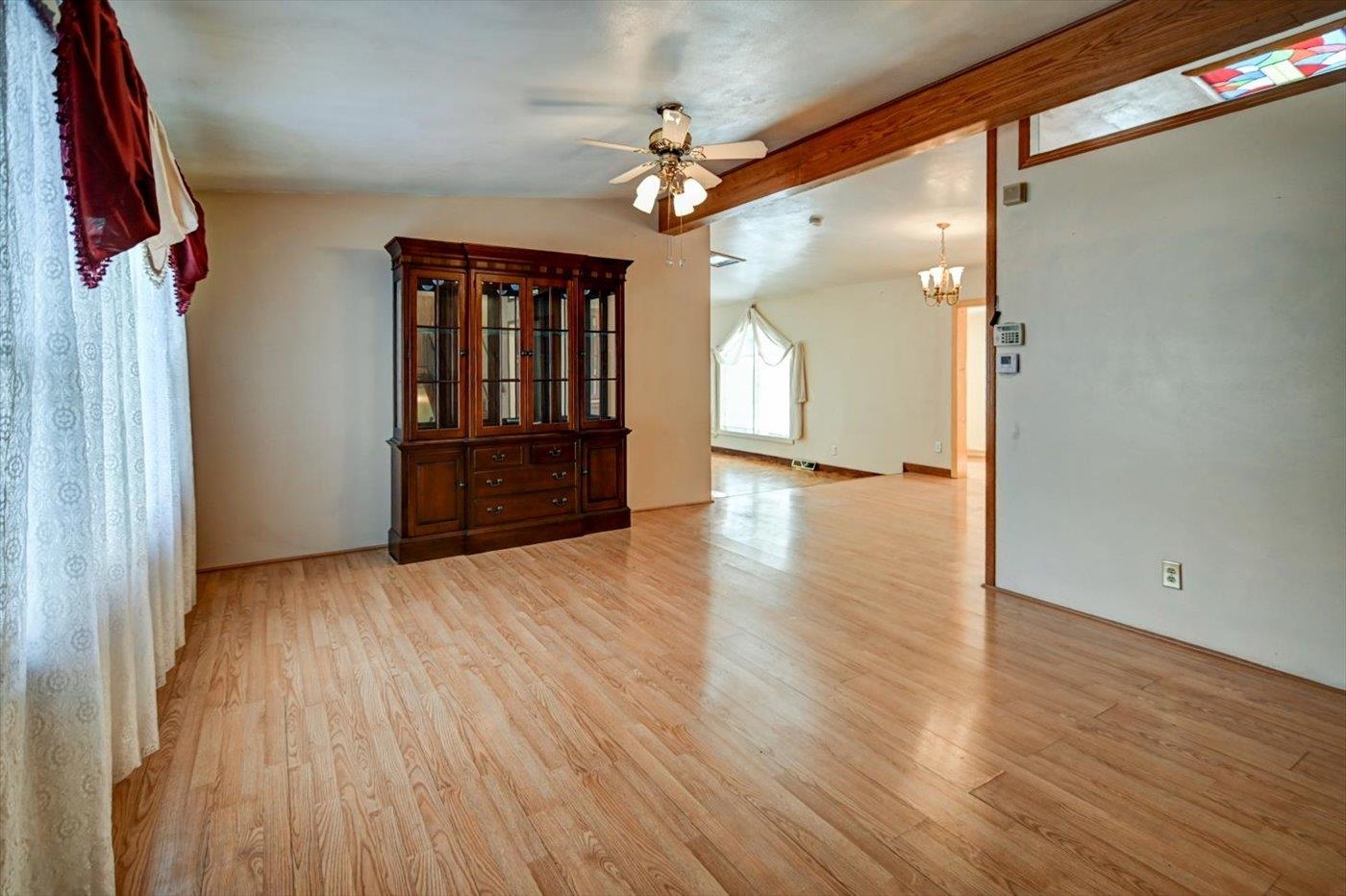 2102 Manor Green Drive Madison, WI 53711 - Photo 8 of 46