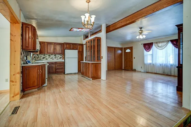 $425,000 | 2102 Manor Green Drive, Madison, WI 53711