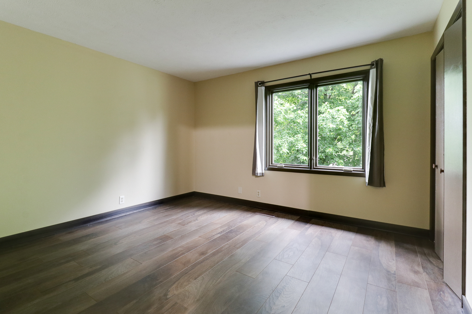 5 Lake Bluff Road Bloomington, IL 61704 - Photo 24 of 47 Gallery Image 24