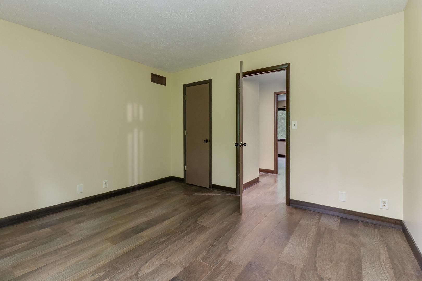 5 Lake Bluff Road Bloomington, IL 61704 - Photo 27 of 47 Gallery Image 27