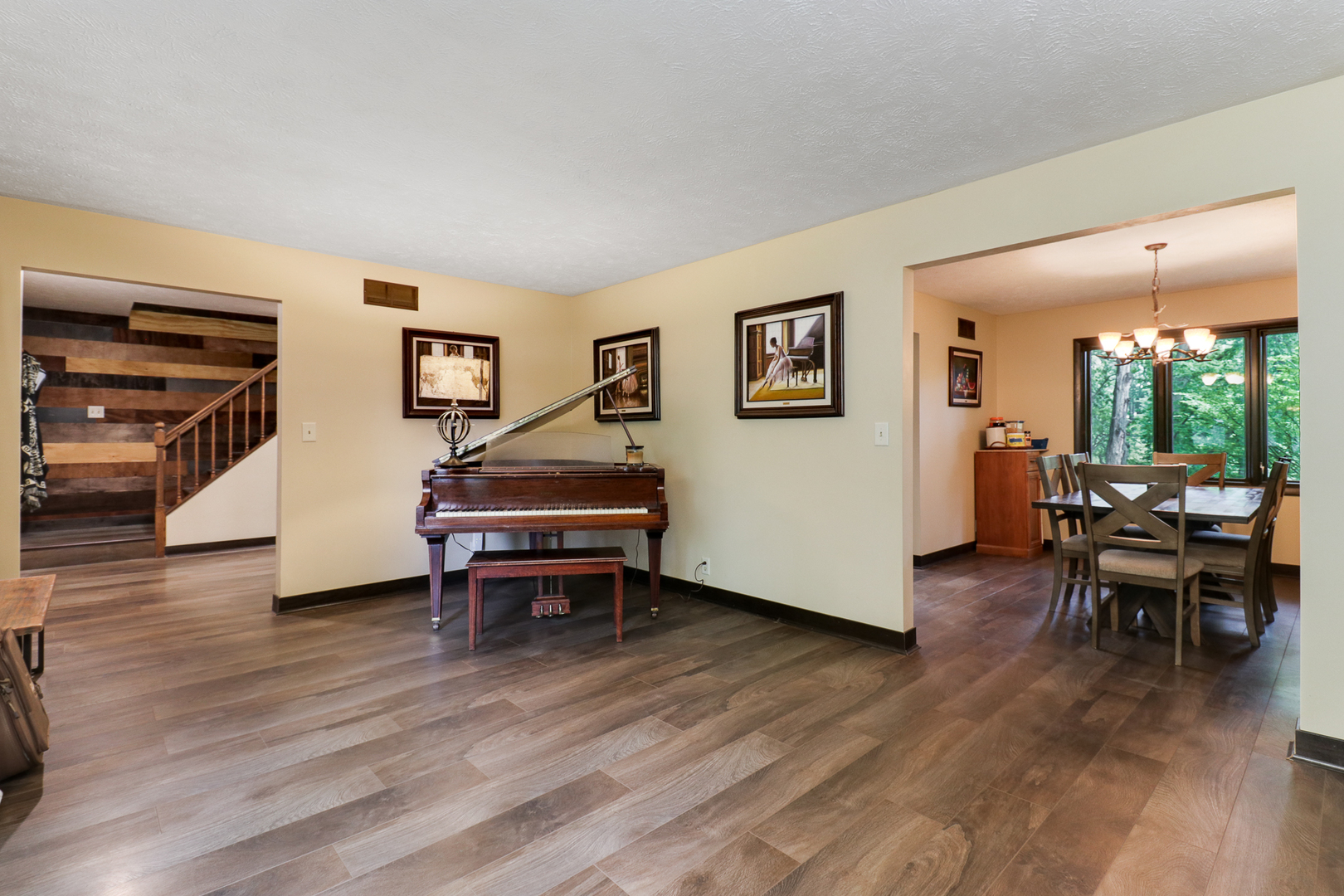 5 Lake Bluff Road Bloomington, IL 61704 - Photo 6 of 47 Gallery Image 6