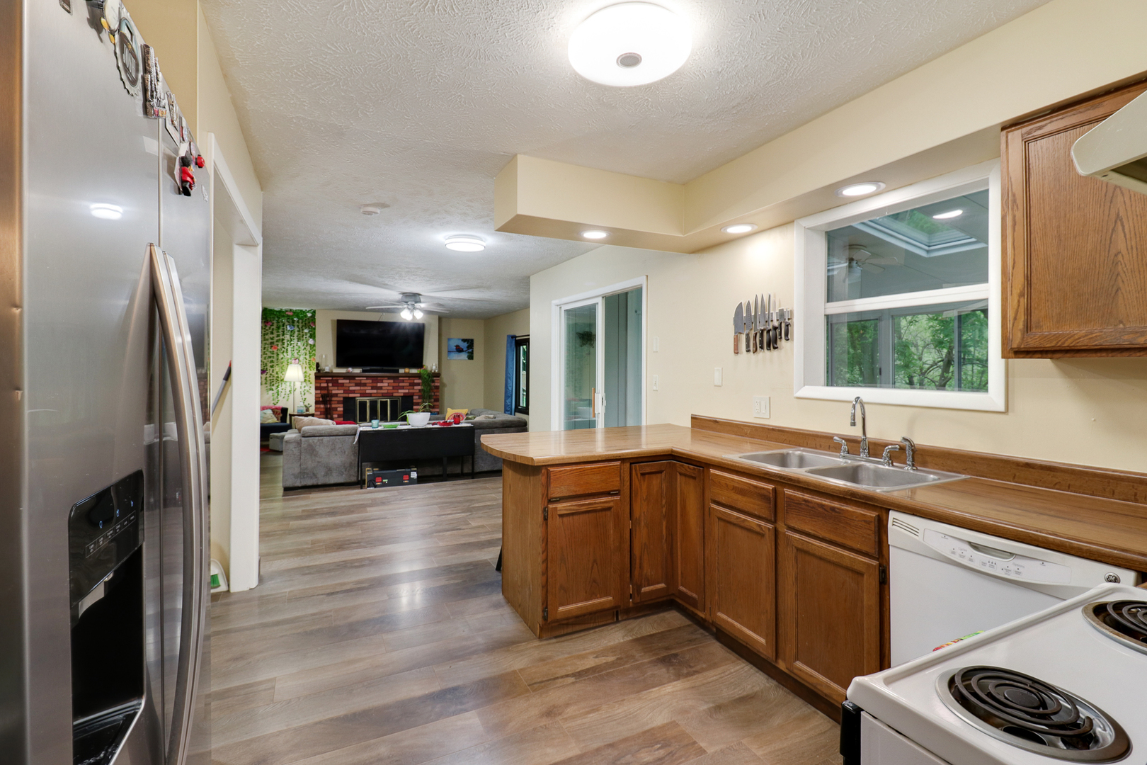 5 Lake Bluff Road Bloomington, IL 61704 - Photo 10 of 47 Gallery Image 10