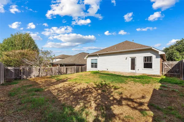 $2,000 | 1613 Bowerton Drive, Austin, TX 78754