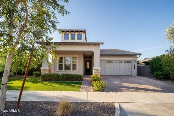 $889,000 | 1937 West Chisum Trail, Phoenix, AZ 85085