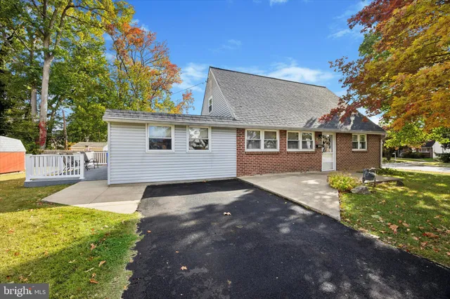 $285,000 | 2815 Quaint Street, Secane, PA 19018