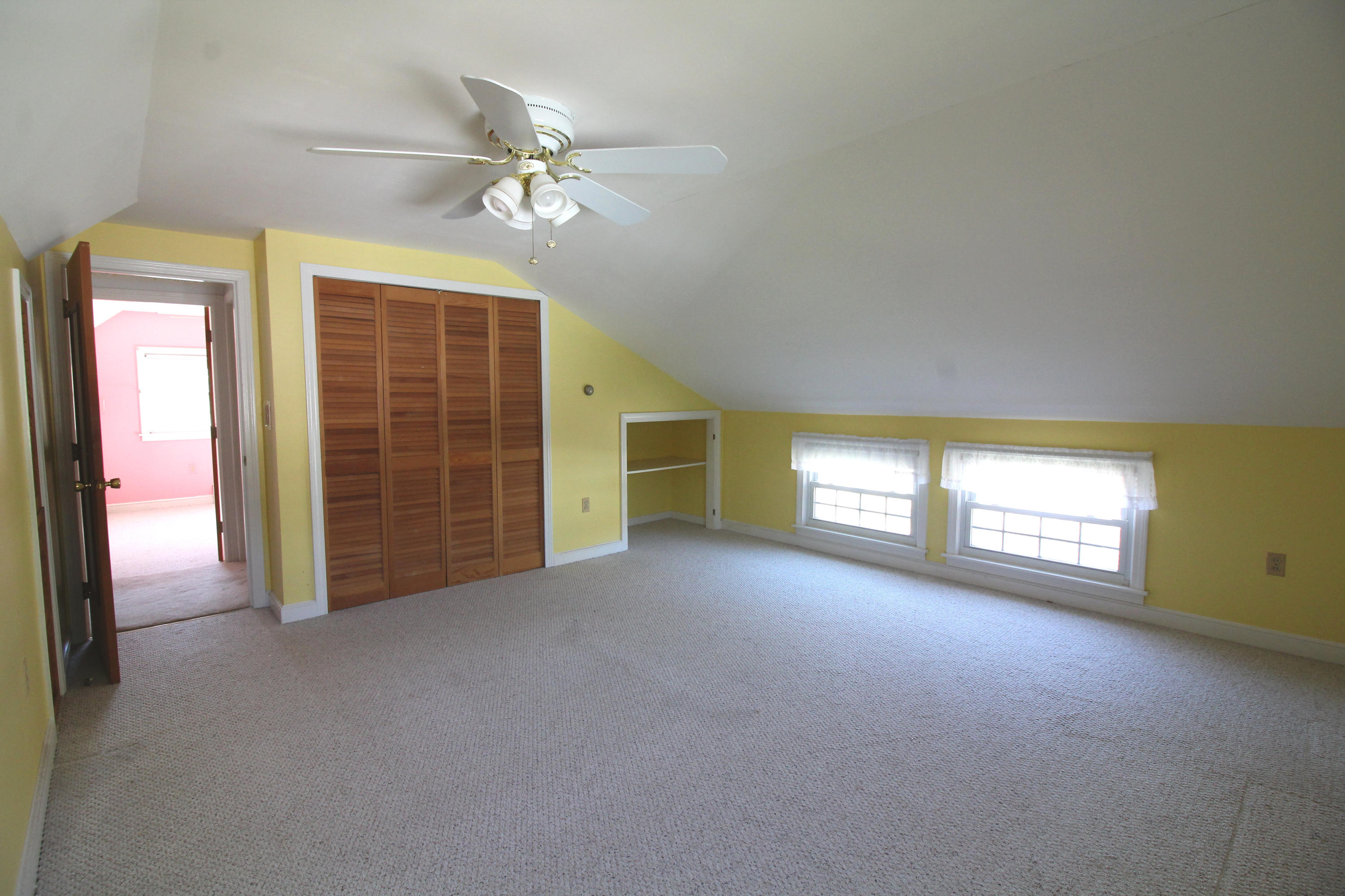 21 Wayside Road Portland, ME 04102 - Photo 21 of 25 2nd Floor Bedroom
