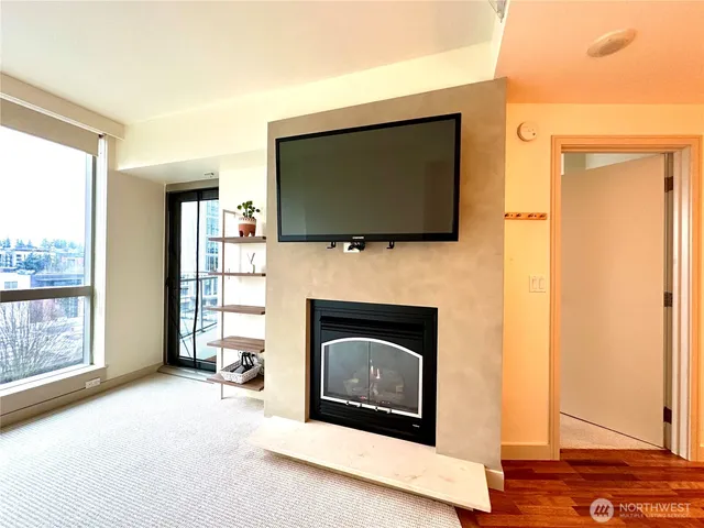 $2,650 | 10610 Northeast 9th Place, Unit 803, Bellevue, WA 98004