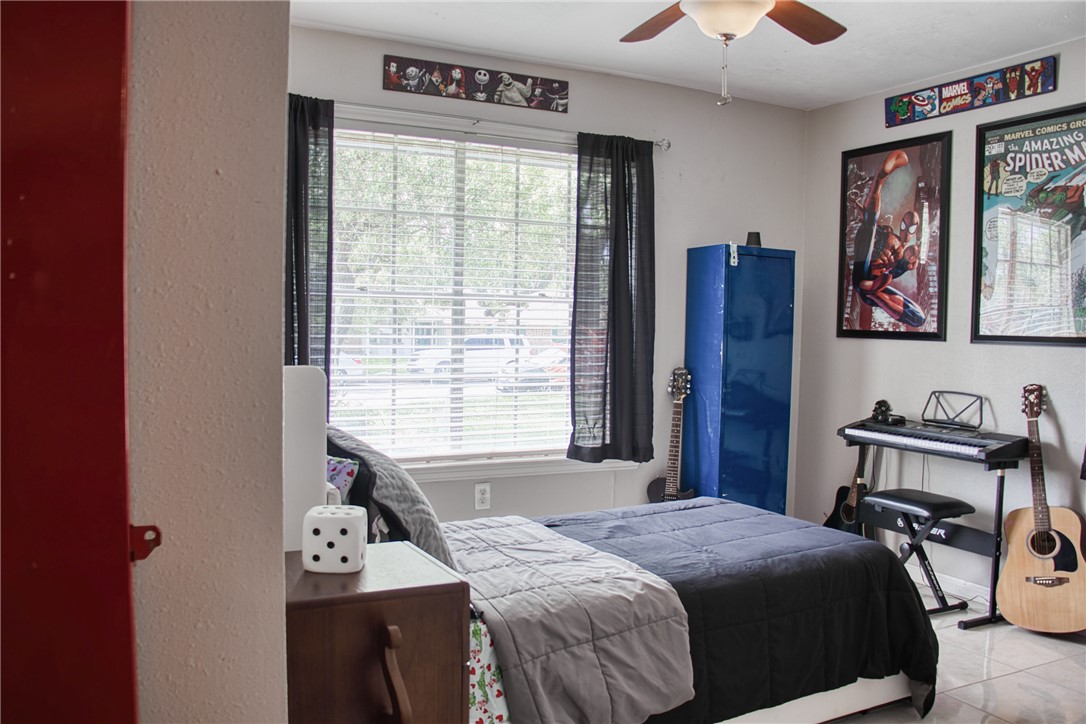 3613 Oak Ridge Drive Bryan, TX 77802 - Photo 12 of 17