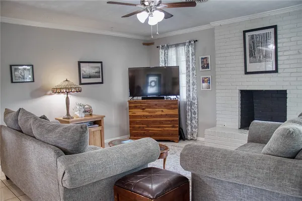 $295,000 | 3613 Oak Ridge Drive, Bryan, TX 77802