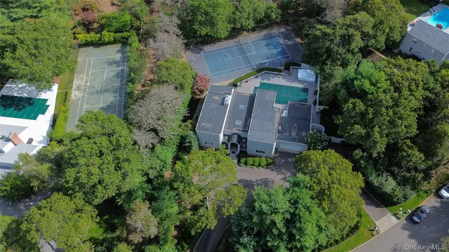 view of a very nice looking window