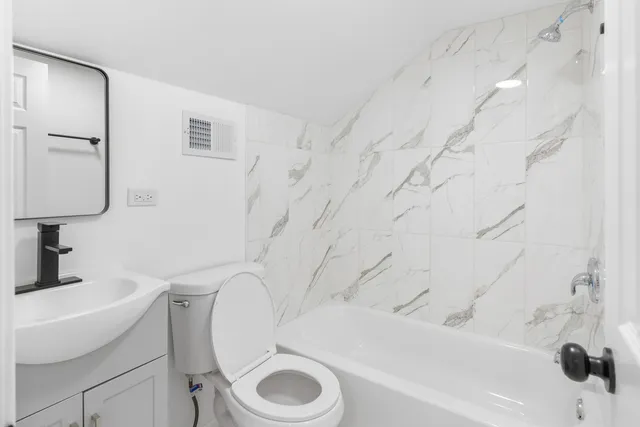 $349,900 | 407 North Liberty Street, Elgin, IL 60120