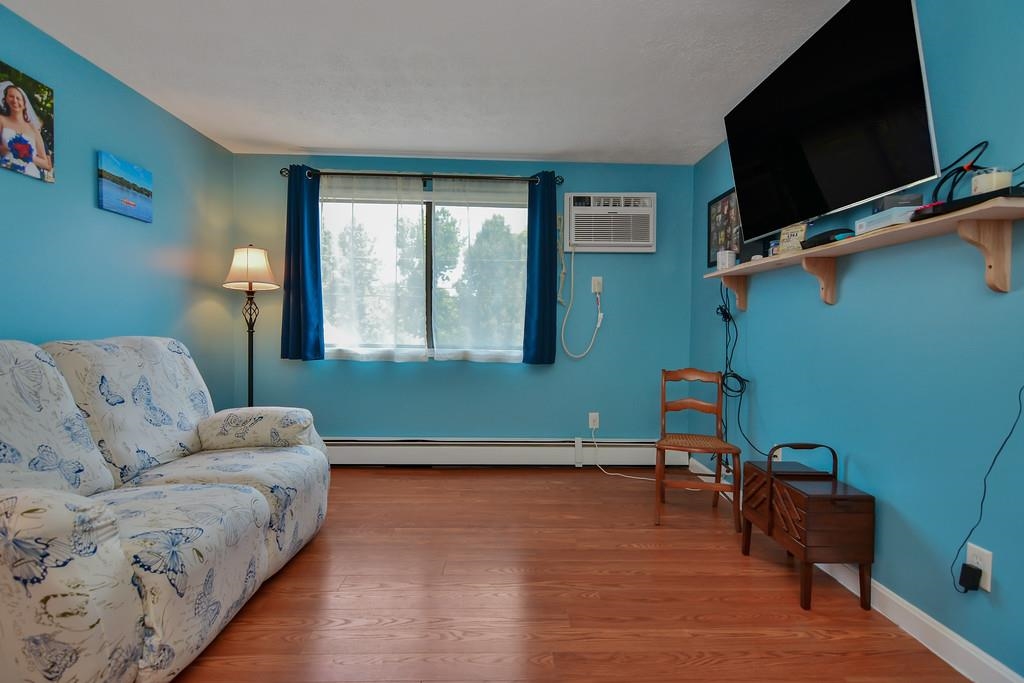 35 Log Street, Unit 2H Manchester, NH 03102 - Photo 21 of 24 Gallery Image 21
