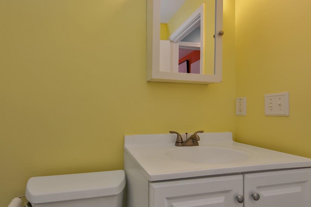 35 Log Street, Unit 2H Manchester, NH 03102 - Photo 10 of 24 Gallery Image 10