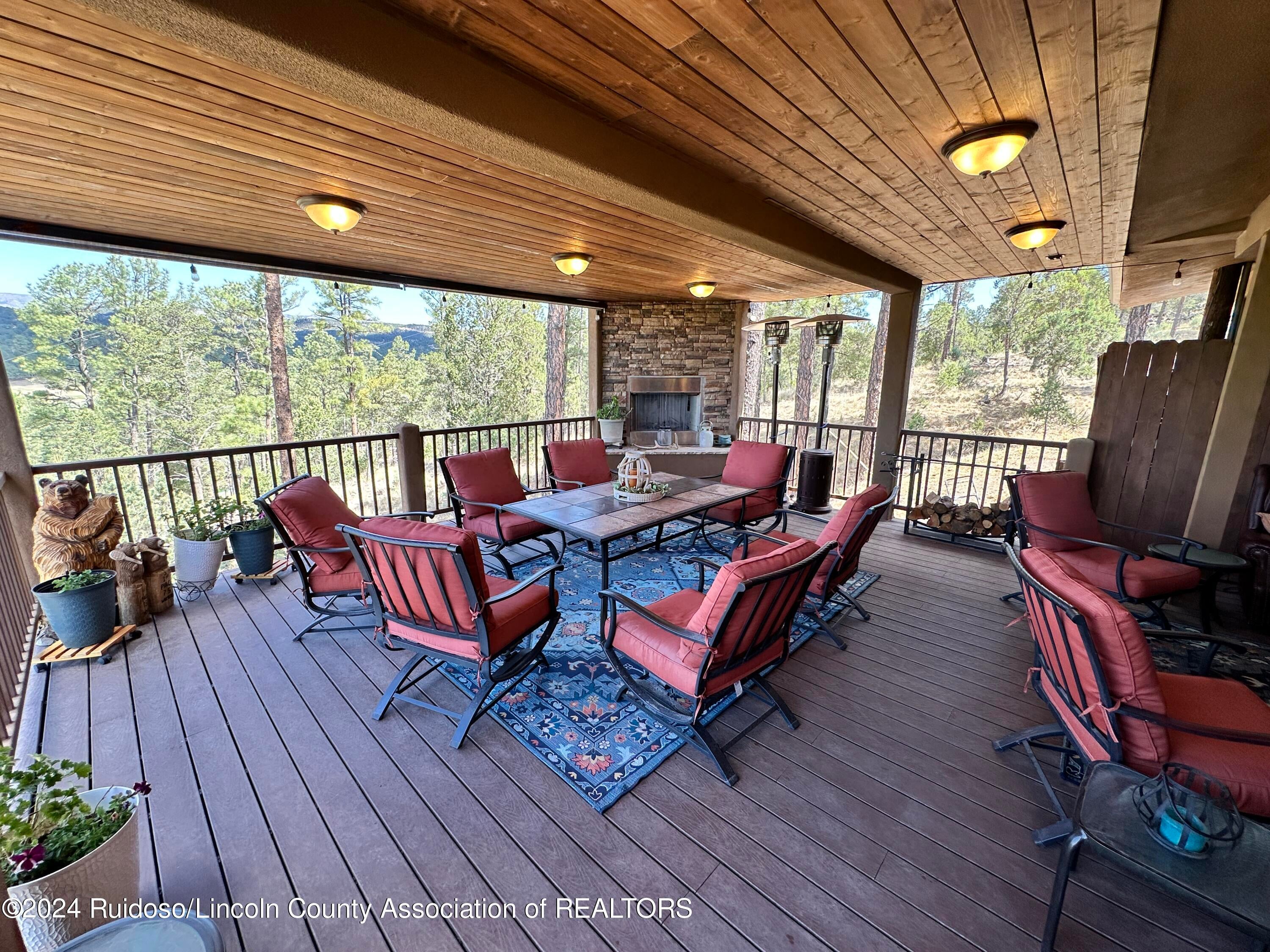 813 Hull Road Ruidoso, NM 88345 - Photo 34 of 59 With gas fireplace