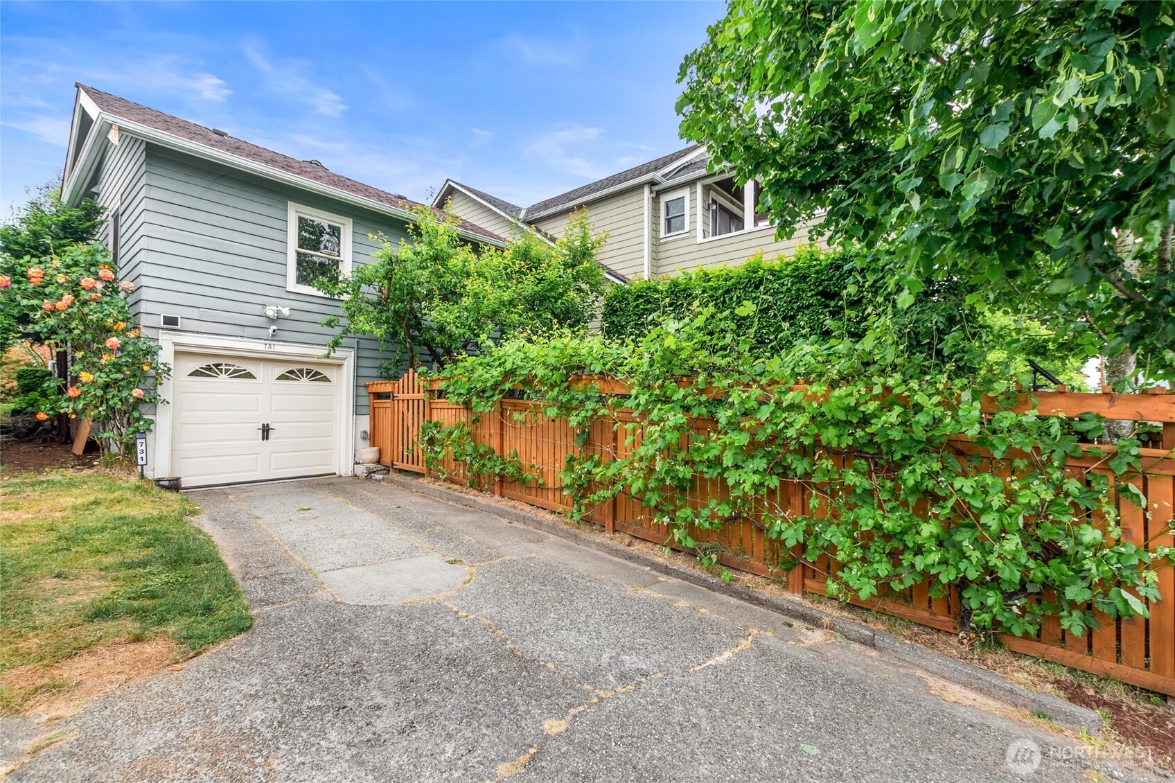 731 North 80th Street Seattle, WA 98103 - Photo 34 of 38