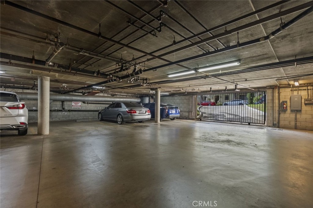 336 West California Avenue, Unit 303 Glendale, CA 91203 - Photo 25 of 27