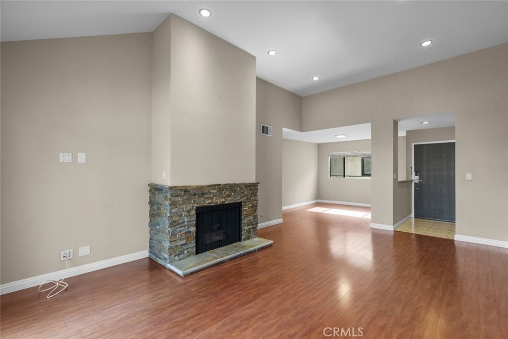 336 West California Avenue, Unit 303 Glendale, CA 91203 - Photo 6 of 27