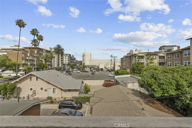 $750,000 | 336 West California Avenue, Unit 303, Glendale, CA 91203