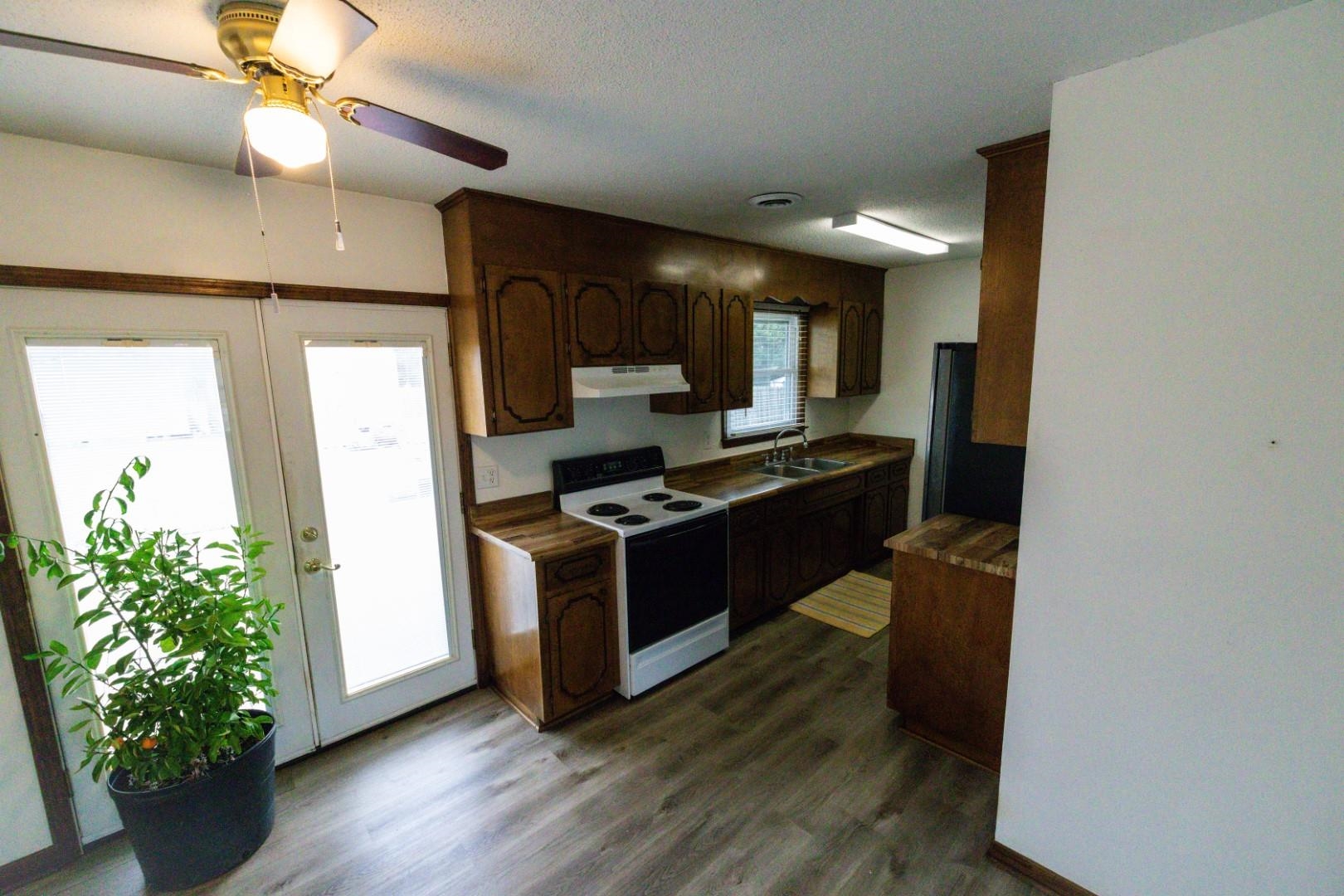 234 Wingo Road Wellford, SC 29385 - Photo 2 of 21 Gallery Image 2