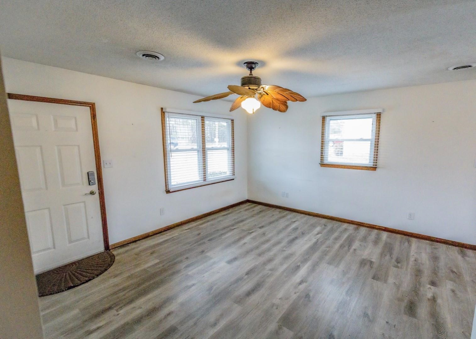 234 Wingo Road Wellford, SC 29385 - Photo 4 of 21 Gallery Image 4