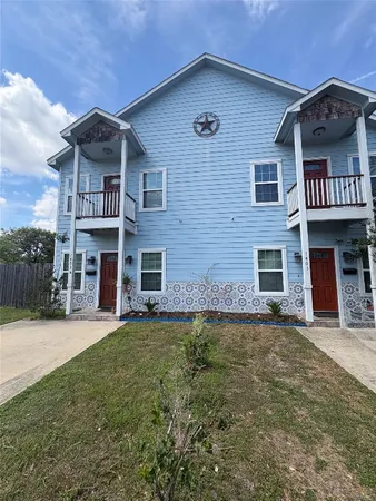 $1,750 | 7403 Buena Vista Street, Unit B, Houston, TX 77087