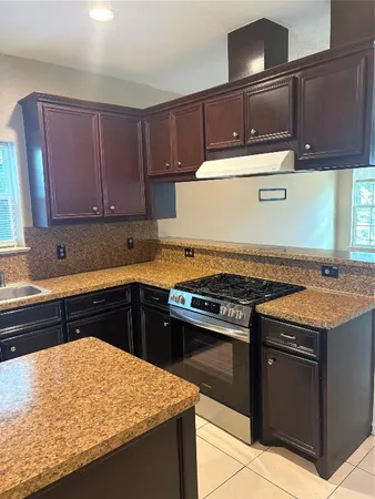 $1,750 | 7403 Buena Vista Street, Unit B, Houston, TX 77087