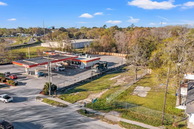 $250,000 | 5259 Rivers Avenue, North Charleston, SC 29406