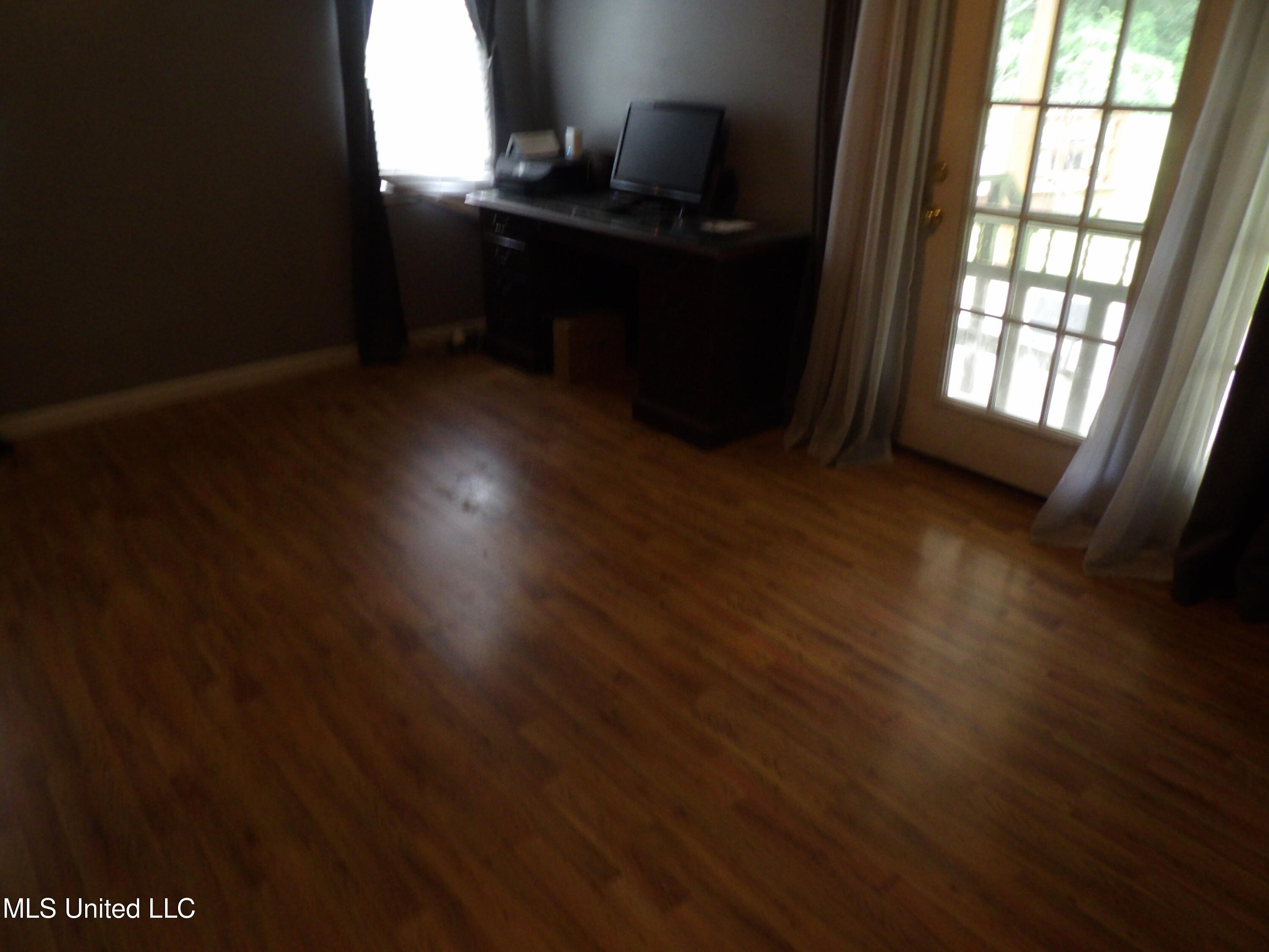 4271 Laws Hill Road Waterford, MS 38685 - Photo 14 of 21 100_6616